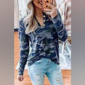 NEW WITH TAGS Small Camo V-neck Button Accent  Long Sleeve